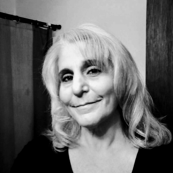 Meet your Posher, Theresa - Picture 3 of 5